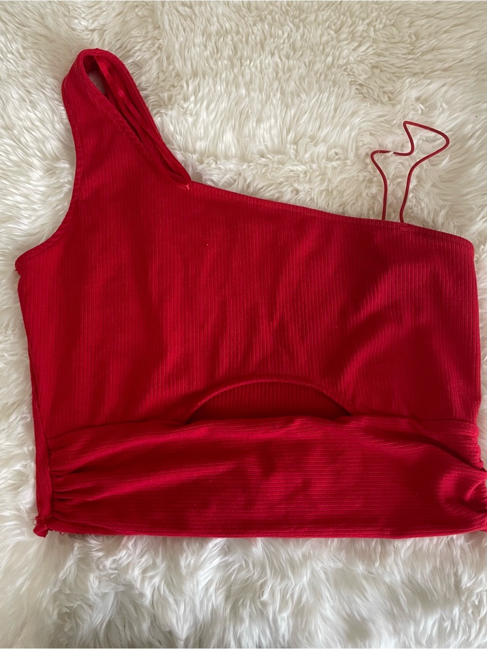 Women’s One-Shoulder Cropped Tank Top - Red